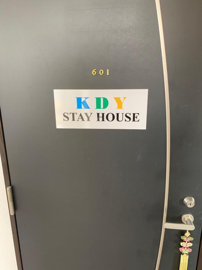 4人で一緒に熊本の中心地の最も広く安価な部屋 Kdy Stay Kumamoto Exterior foto